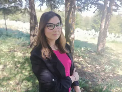 Yasmine Boukhennoufa